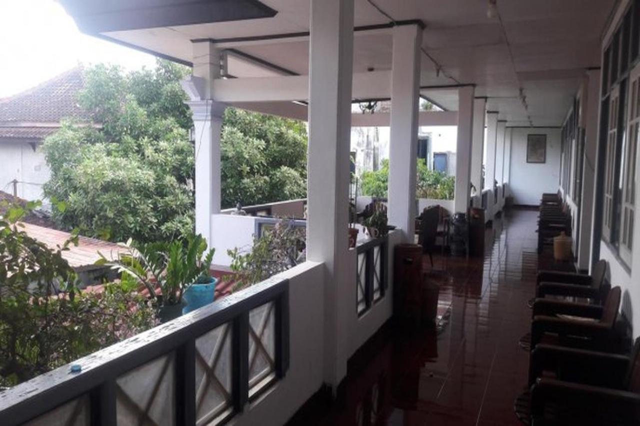 Hotel Airlangga Mataram Exterior foto